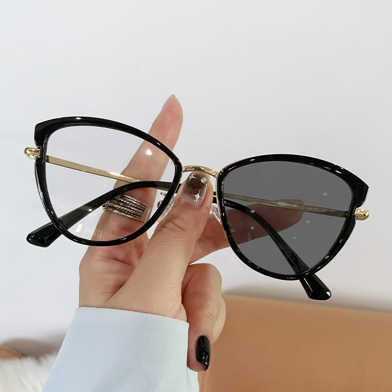 Stylish and simple glasses - E - Women Formal Wear Options recension och pris