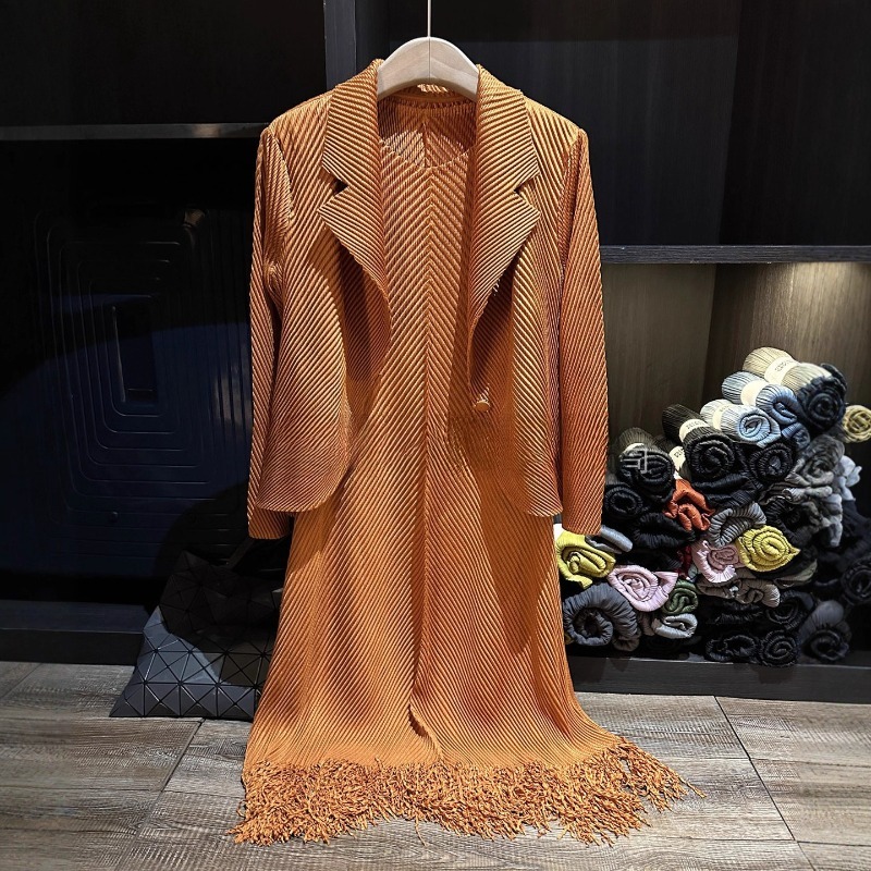 Miyake Pleated Suit Collar Jac - Women Formal Wear Vest recension och pris