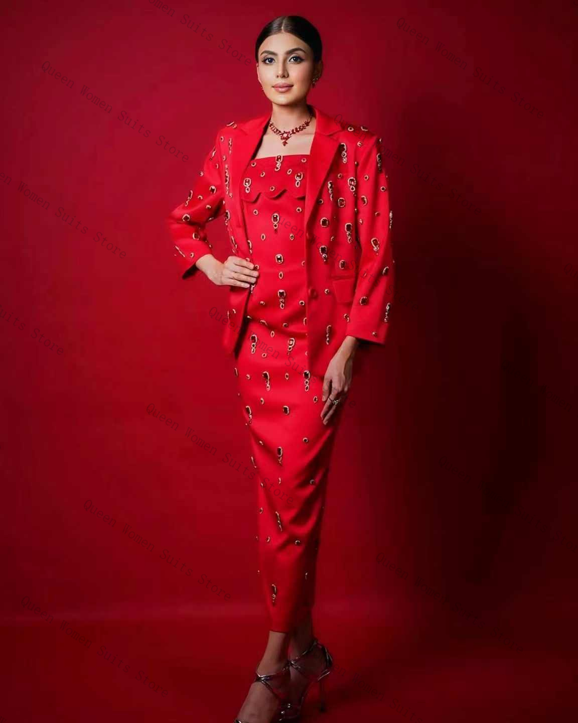 Luxury Red Crystals Women Suit - Women Formal Wear With Skirt recension och pris